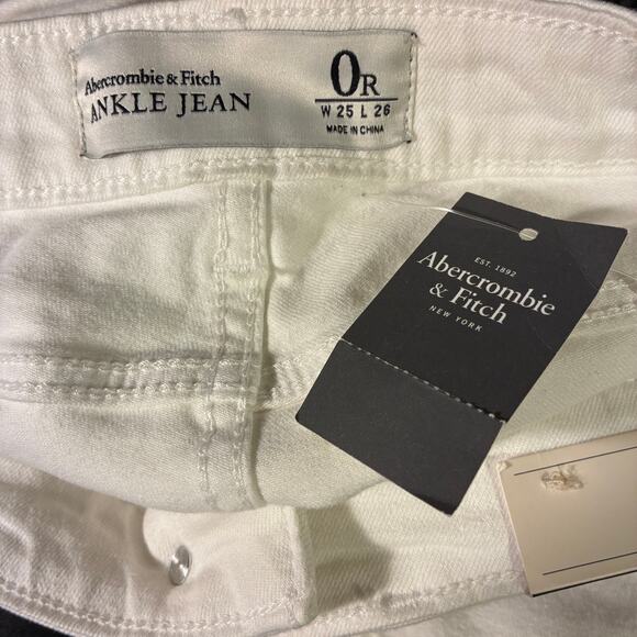 Abercrombie & Fitch The A&F White Ankle Destroyed Skinny jeans NWT size 25/0 R - Picture 5 of 6